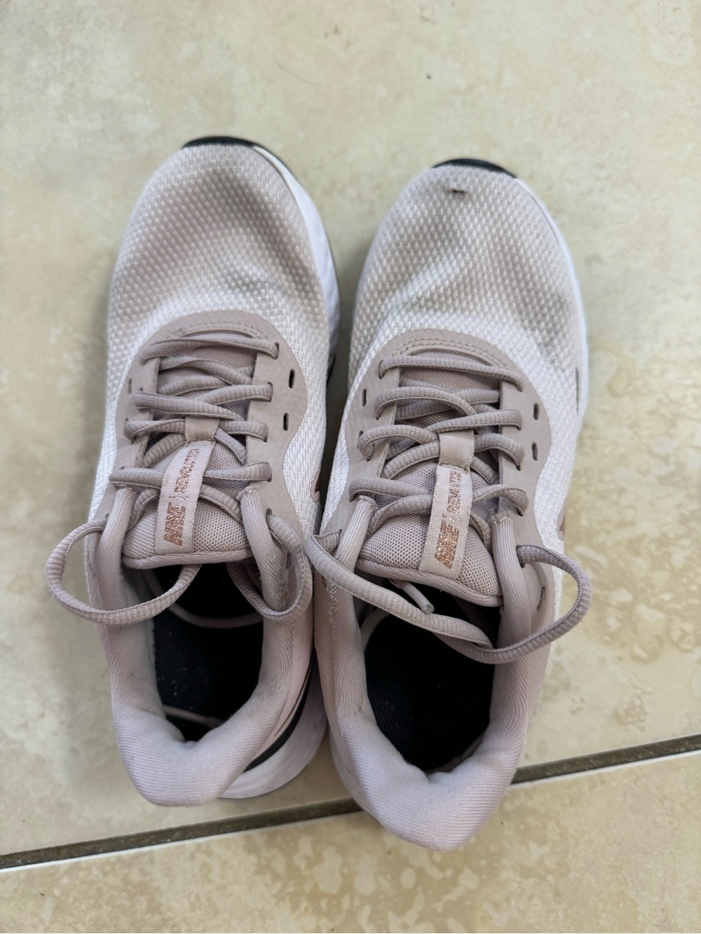 Nike Women's Pale Pink Mesh Running Sneakers Size 7